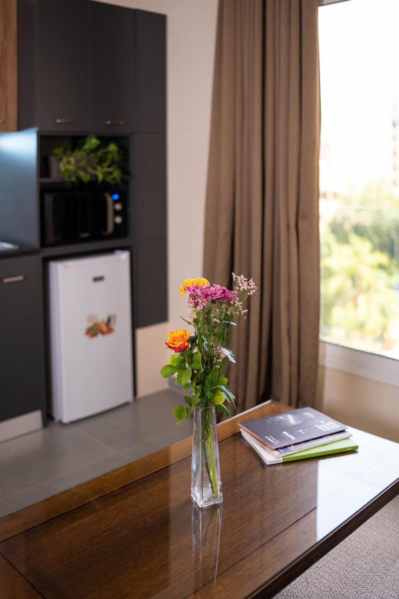 Cosmopolitan Hotel Beirut Eksteriør bilde