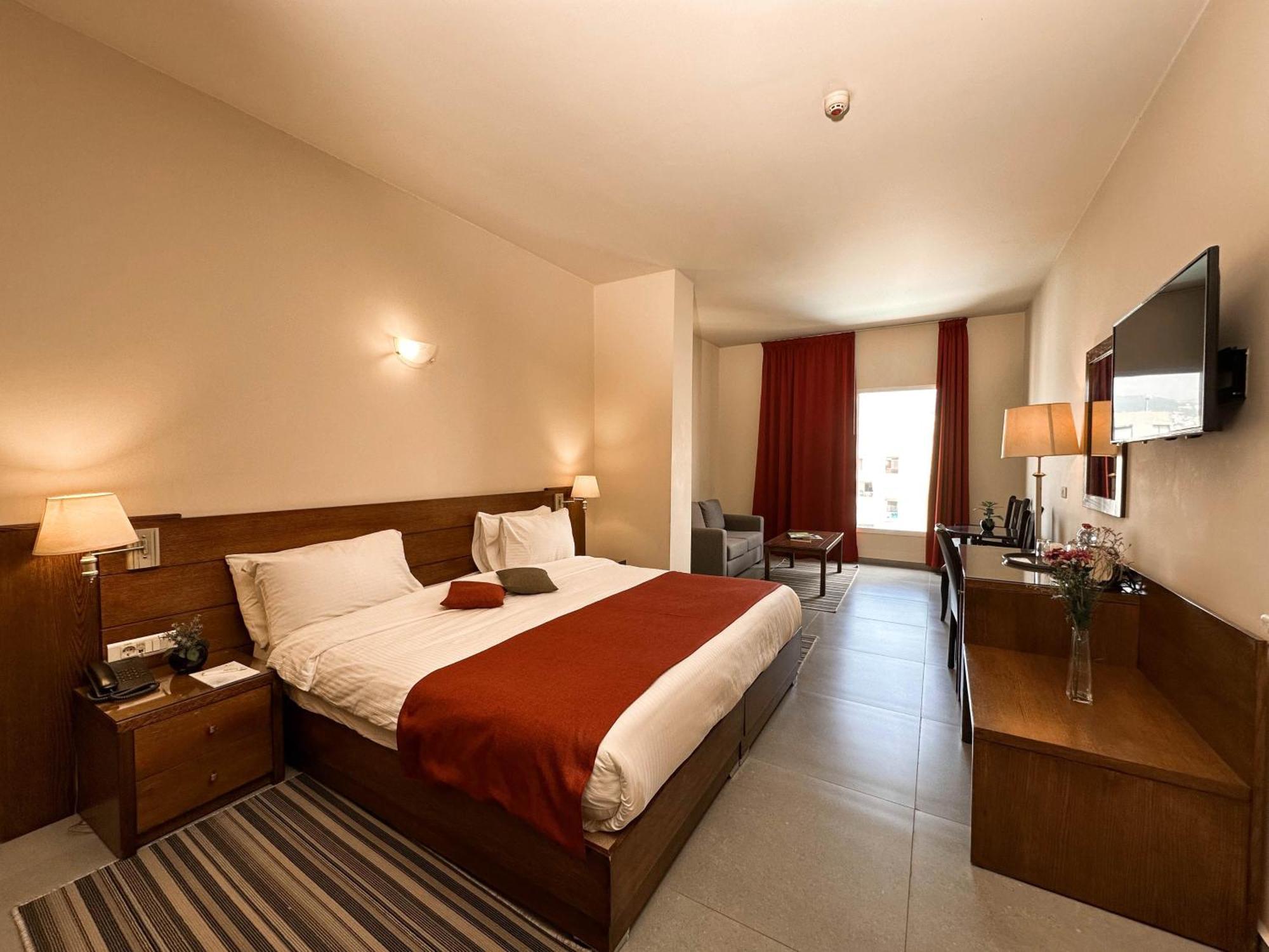 Cosmopolitan Hotel Beirut Eksteriør bilde