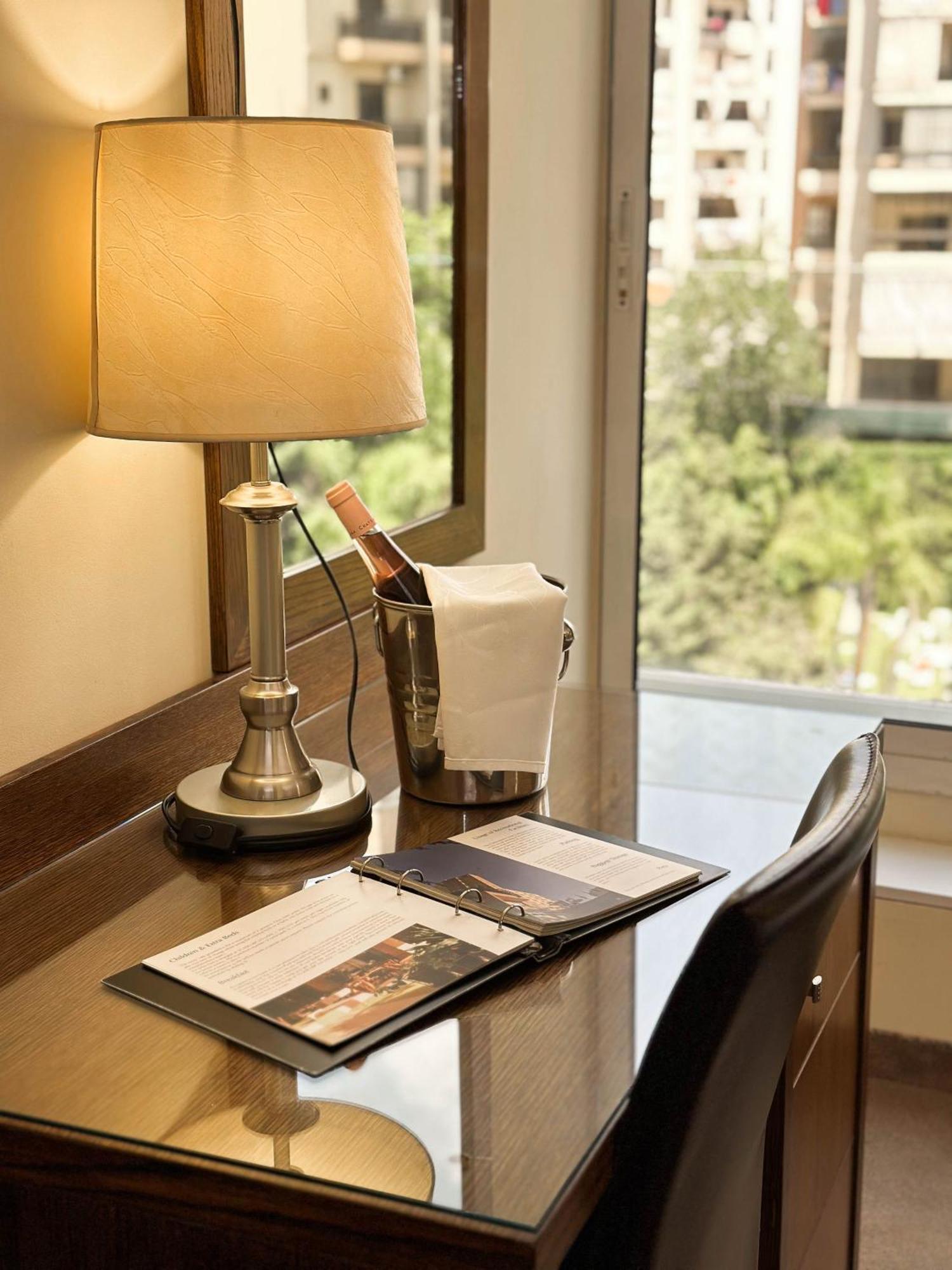 Cosmopolitan Hotel Beirut Eksteriør bilde